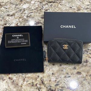 ~SOLD~  Chanel small zippy coin purse
